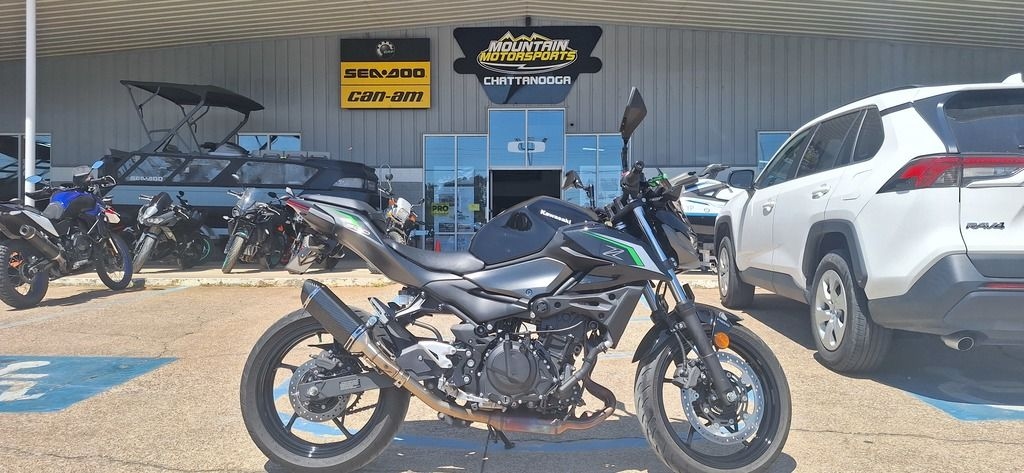 2025 Kawasaki Z500 ABS - Sold Boat
