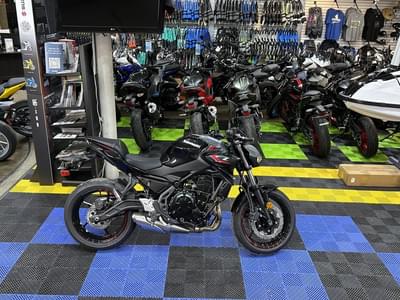 BOATZON | Kawasaki Z650 2025