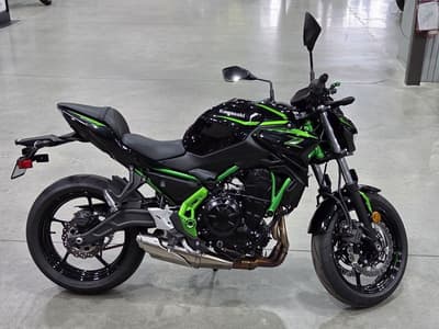 BOATZON | Kawasaki Z650 ABS 2025