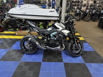 BOATZON | Kawasaki Z900 ABS 2025