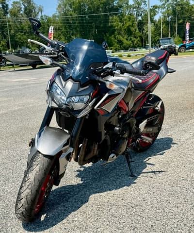 BOATZON | Kawasaki Z900 ABS Metallic BlackGraphite GrayFlat Black 2023