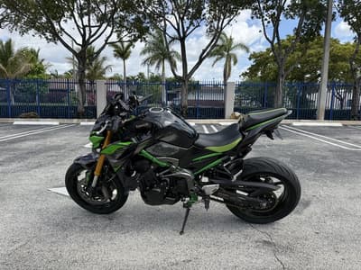 BOATZON | Kawasaki Z900 SE ABS 2024