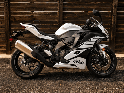 BOATZON | Kawasaki ZX4RR 2025 BOATZON | Kawasaki ZX4RR 2025
