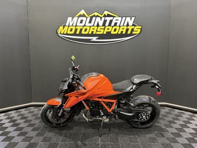 BOATZON | KTM 1390 Super Duke R EVO 2026 BOATZON | KTM 1390 Super Duke R EVO 2026