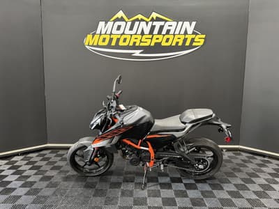 BOATZON | KTM 390 Duke 2026