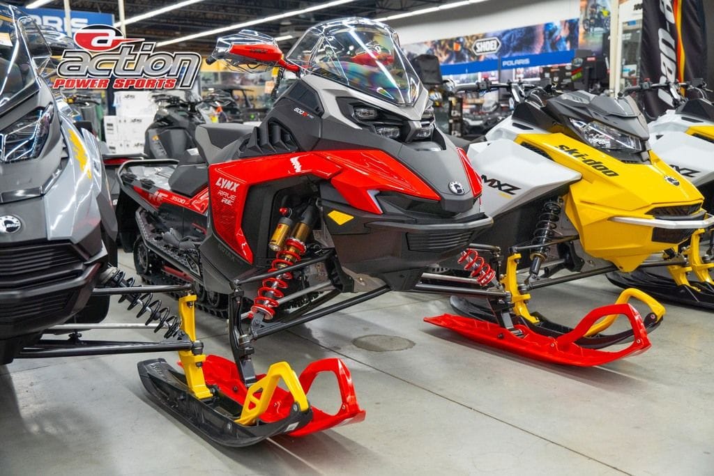 New Lynx® Rave RE 600R ETEC1025in 2026 for sale in Waukesha