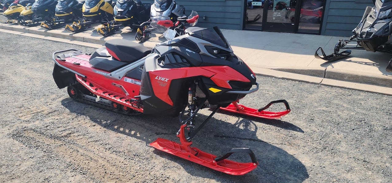 New Lynx RAVE RE 850 ETEC Ice Ripper XT 2024 for sale in Clear