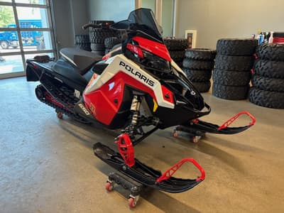 BOATZON | Polaris 650 INDY XC 137 LAUNCH EDITION 2021