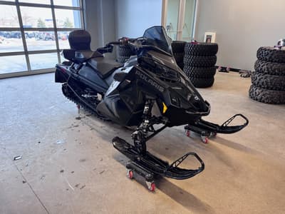 BOATZON | Polaris PROSTAR S4 INDY ADVENTURE X2 2023 BOATZON | Polaris PROSTAR S4 INDY ADVENTURE X2 2023