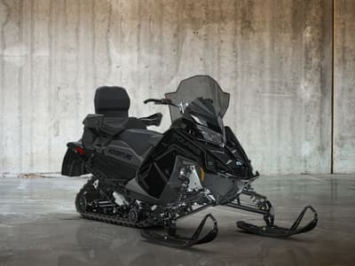 BOATZON | Polaris® 650 INDY Adventure 137 125 Gloss Black 2027