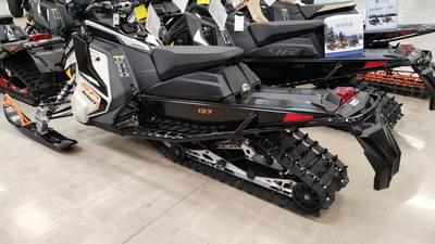 BOATZON | Polaris® 650 Indy SP 137 ES 2025