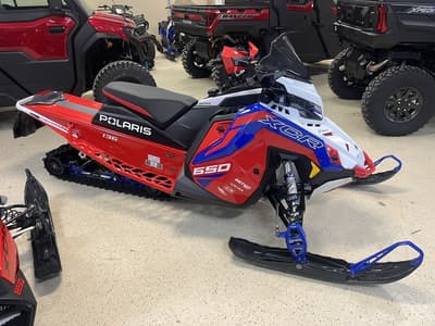 BOATZON | Polaris® 650 Indy XCR 136 Premium Indy Red 2024