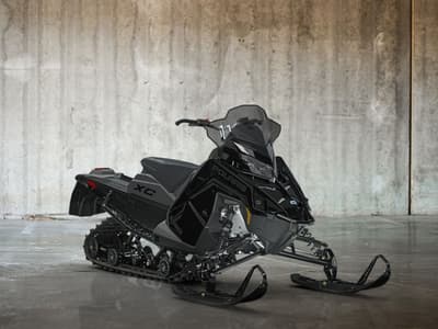 BOATZON | Polaris® 650 Switchback XC 146 135 7S Gloss Black 2027