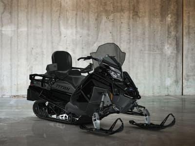 BOATZON | Polaris® 650 Titan Adventure 155 Gloss Black 2027