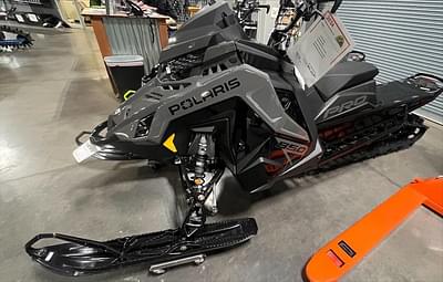 BOATZON | Polaris® 850 PRO RMK Slash 155 Gloss Black 2024