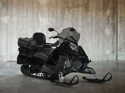 BOATZON | Polaris® 850 Titan Adventure Ultimate 15 Gloss Black 2027 BOATZON | Polaris® 850 Titan Adventure Ultimate 15 Gloss Black 2027