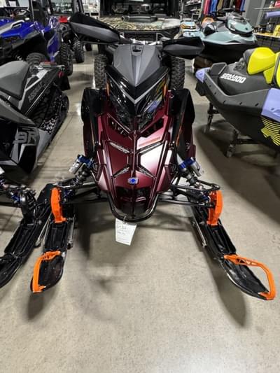 BOATZON | Polaris® 9R Switchback Assault 146 Matte Dark Cherry  Gloss Black 2025