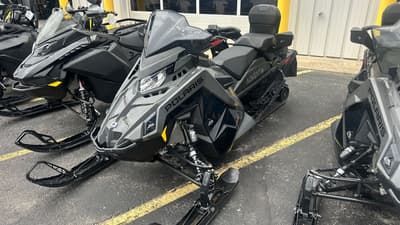 BOATZON | Polaris® PROSTAR S4 INDY ADV 137 2024