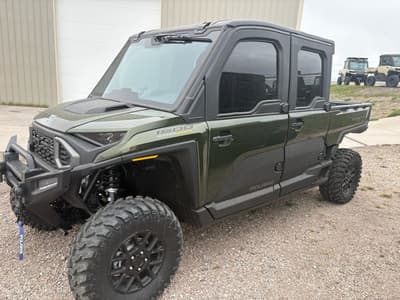 BOATZON | Polaris® Ranger Crew XD 1500 Northstar Mountaineer Edition 2026
