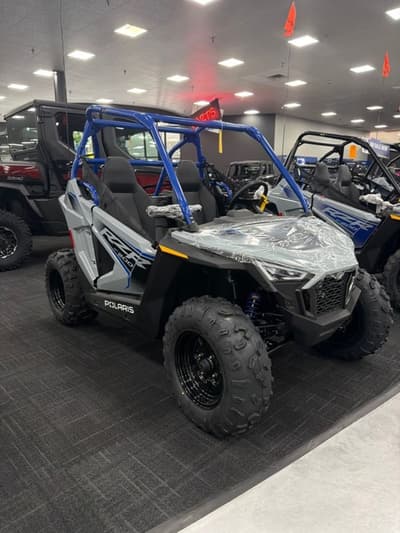 BOATZON | Polaris® RZR 200 EFI 2026