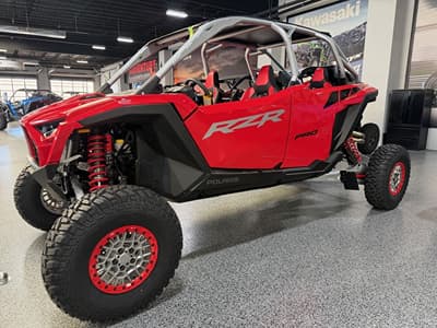 BOATZON | Polaris® RZR Pro R 4 Ultimate  Indy Red 2026