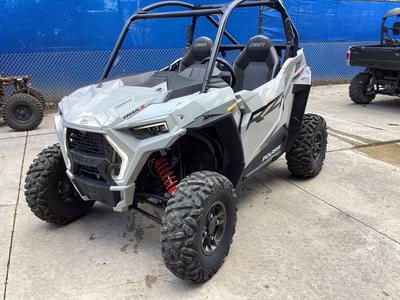 BOATZON | Polaris® RZR TRAIL S PREMIUM 2023