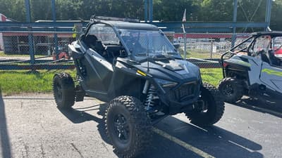 BOATZON | Polaris® RZR TURBO R PREM  RC  MATTE ONYX BLACK 2023