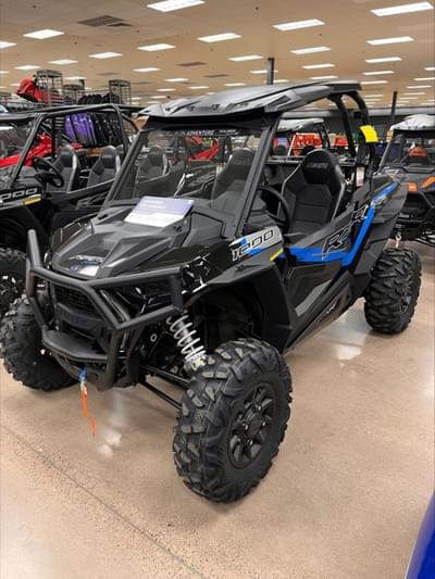 BOATZON | Polaris® RZR XP 1000 Premium 2023 BOATZON | Polaris® RZR XP 1000 Premium 2023