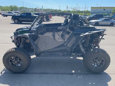 BOATZON | Polaris RZR XP Ride Command 2017 BOATZON | Polaris RZR XP Ride Command 2017