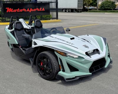 BOATZON | Polaris Slingshot® R AutoDrive 2026