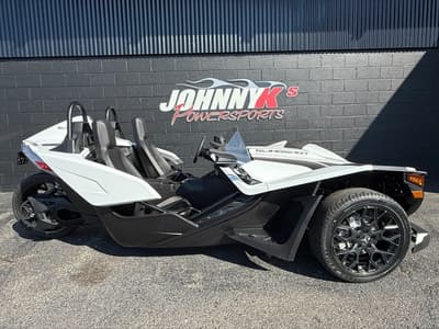 BOATZON | Polaris Slingshot® SL AutoDrive 2026