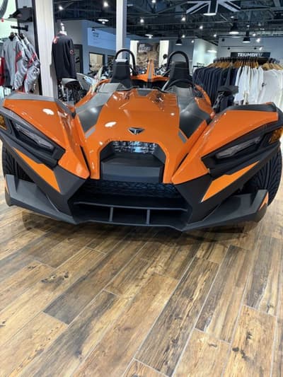 BOATZON | Polaris Slingshot® SL AutoDrive Sunburst Orange 2026