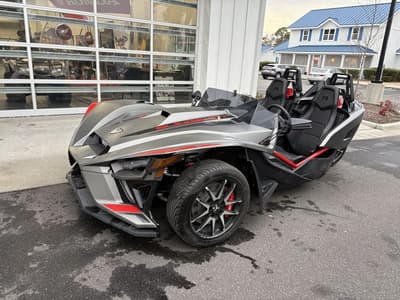 BOATZON | Polaris Slingshot® Slingshot R AutoDrive Phantom Gray 2024