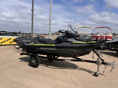 BOATZON | Sea-Doo Explorer Pro 230 2025