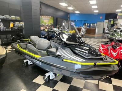BOATZON | Sea-Doo Explorer Pro 230 2026