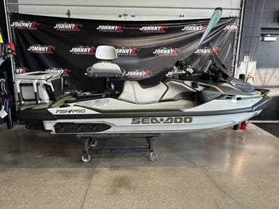 BOATZON | Sea-Doo FishPro Apex 300 2025