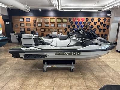 BOATZON | Sea-Doo FishPro Apex 300 2025