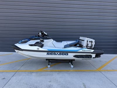 BOATZON | Sea-Doo FishPro Sport 170 BRP Premium Audio iDF iBR 2026