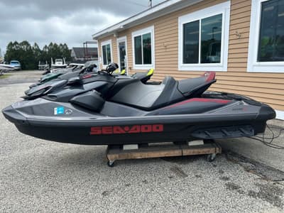 BOATZON | Sea-Doo GTRX 300 Tech BRP Premium Audio iBR 2024