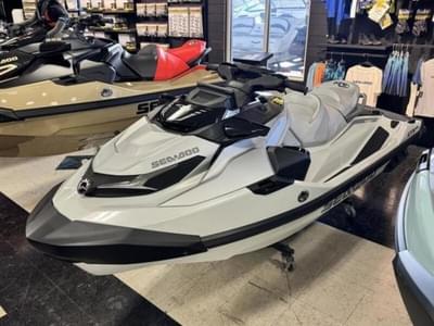 BOATZON | Sea-Doo GTX Limited 325 White Pearl Premium 2025