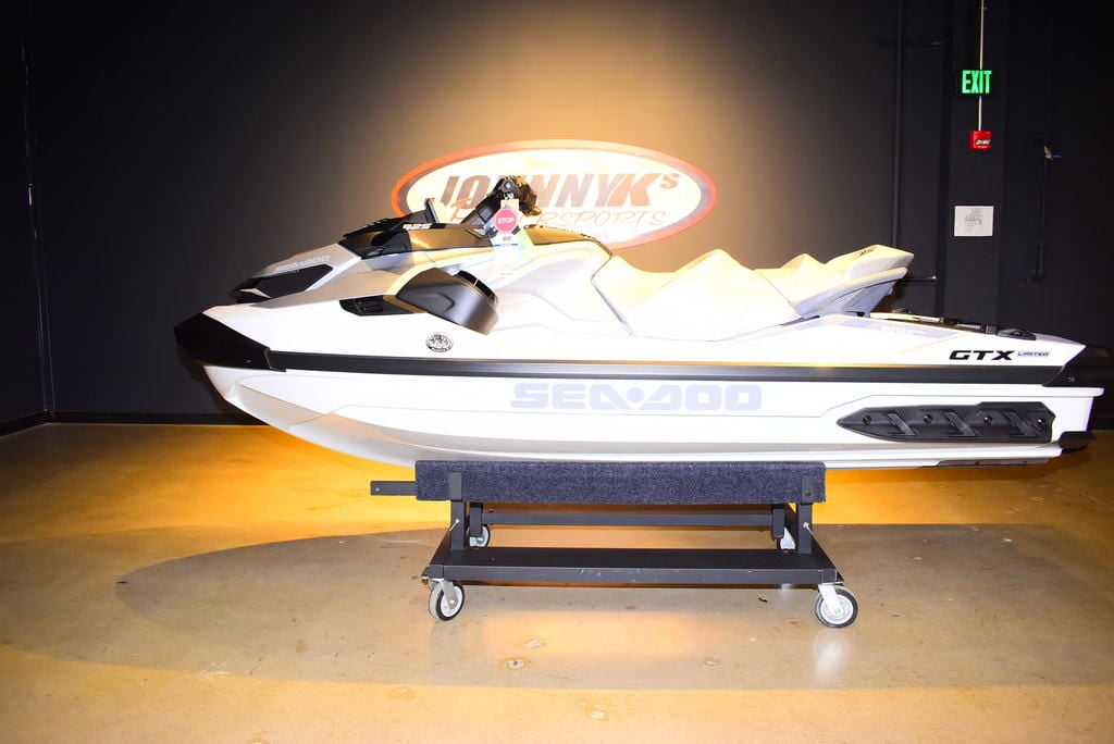 New Sea-Doo GTX Limited 325 White Pearl Premium 2026 for sale in