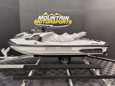 BOATZON | Sea-Doo GTX Limited 325 White Pearl Premium 2026