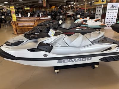 BOATZON | Sea-Doo GTX Limited 325 White Pearl Premium 2026