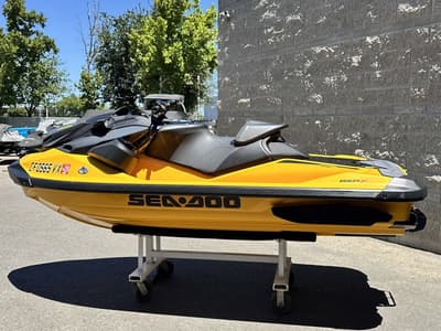 BOATZON | Sea-Doo RXPX 300 iBR  Audio Millenium Yellow 2022