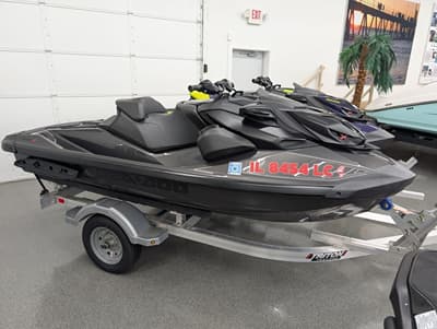BOATZON | Sea-Doo RXPX 300 iBR  Audio Premium Triple Black 2022