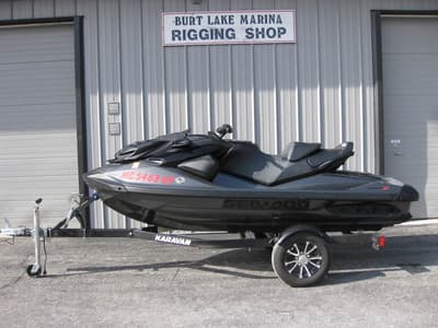 BOATZON | Sea-Doo RXPX 300 Tech Package iBR Triple Black 2023