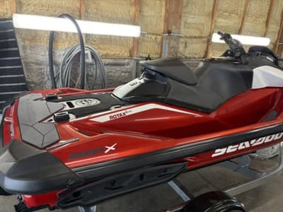 BOATZON | Sea-Doo RXPX 325 iBR Fiery Red Premium 2024 BOATZON | Sea-Doo RXPX 325 iBR Fiery Red Premium 2024