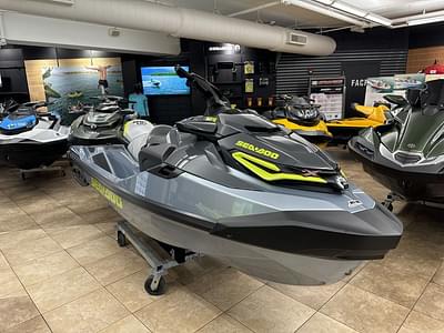 BOATZON | Sea-Doo RXPX 325 Tech BRP Premium A iBR Ice Metal  Manta Green 2025