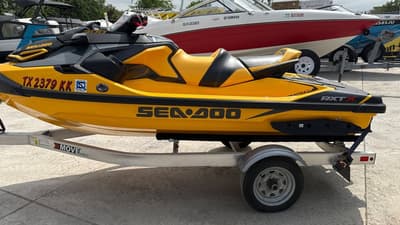 BOATZON | Sea-Doo RXTX 300 WSOUND 2021