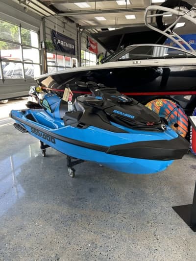 BOATZON | Sea-Doo RXTX 325 Gulfstream Blue Premium 2026